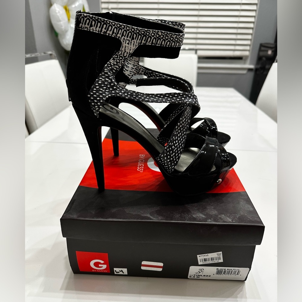 GUESS Strappy Black and White Heels